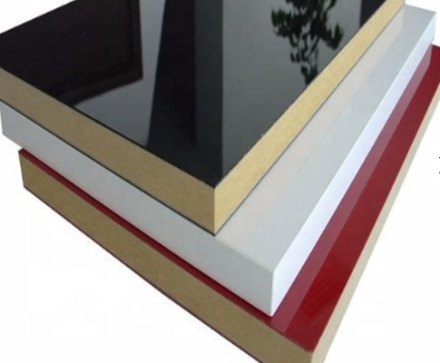 High Quality Moisture-Proof Slatwall With Melamine Surface Slatwall Display 1220*2440*18mm MDF Board Fibreboards factory